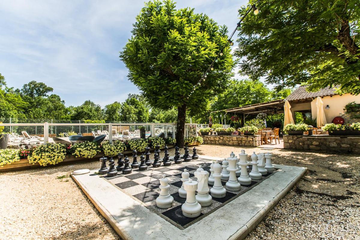 Camping La Digue Chauzon Exterior photo